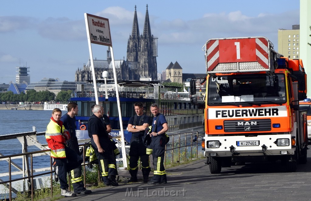 Schiff 1 Koeln in Hoehe der Koelner Zoobruecke P120.JPG - Miklos Laubert